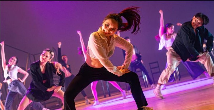 Jia Yan production photo 2