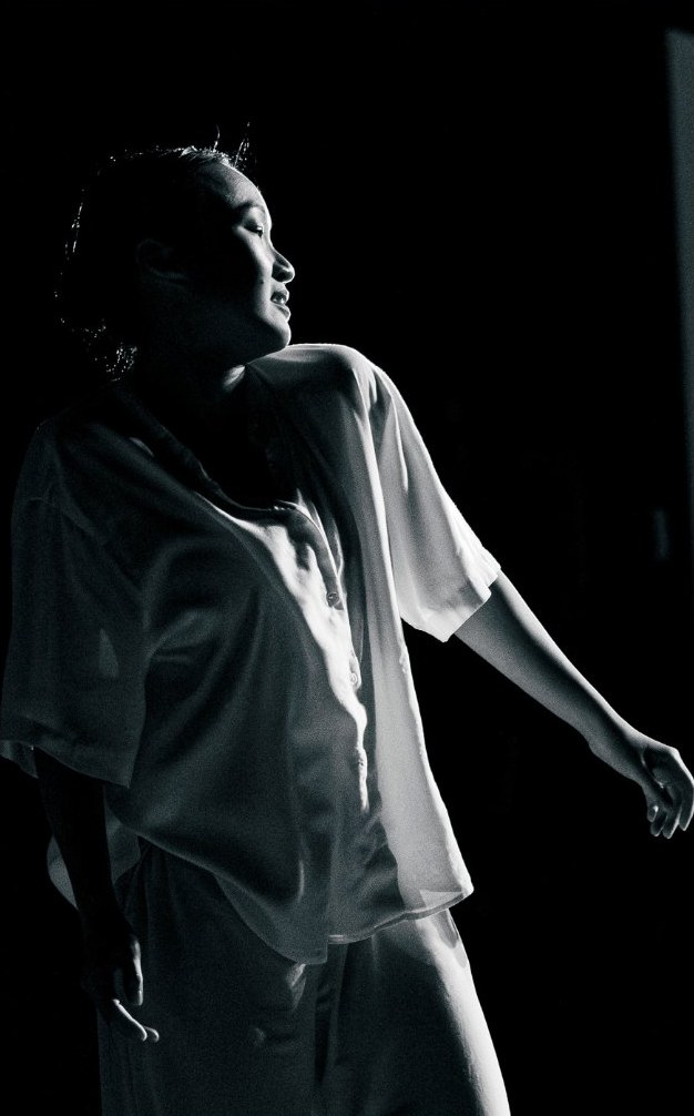 Step performing on stage